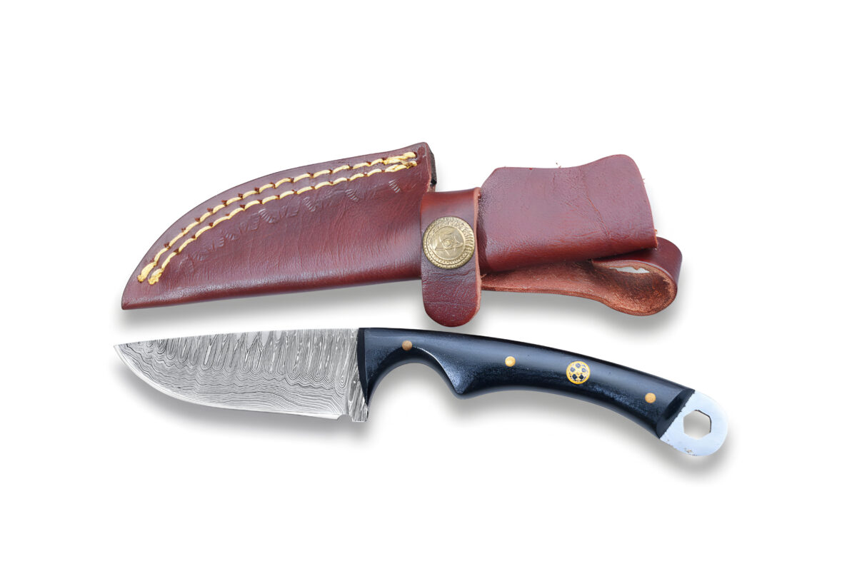 Handmade Damascus Hunting Knife (with Sheath) 004 Wood - Image 2